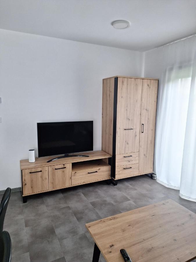 Mb Apartmany Lipno 伏尔塔瓦河畔利普诺 外观 照片