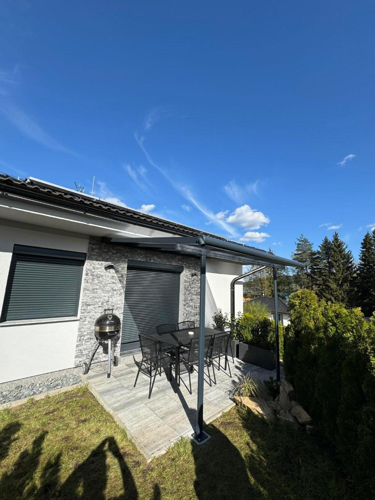 Mb Apartmany Lipno 伏尔塔瓦河畔利普诺 外观 照片