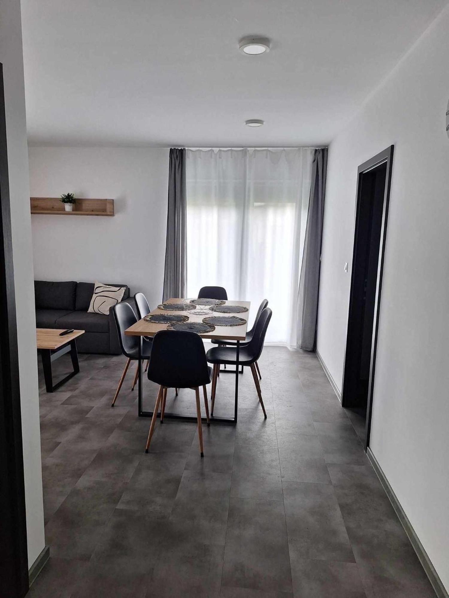 Mb Apartmany Lipno 伏尔塔瓦河畔利普诺 外观 照片